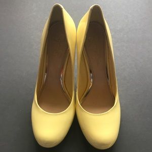 Jessica Simpson Yellow Patent Leather Heels